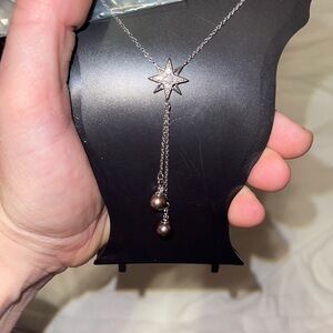 Vantel Pearls Luminous Necklace with Cranberry Pearls